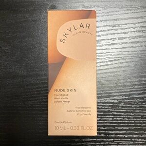 Brand New in Box Skylar Clean Beauty in “Nudeskin”